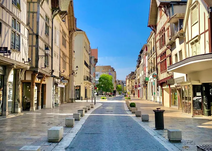 Le Zola Hyper Centre Classe * Troyes